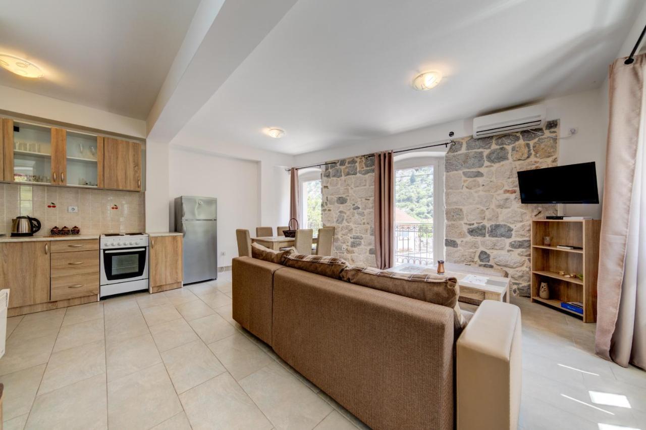 Happy Home Apartments Kotor Ngoại thất bức ảnh