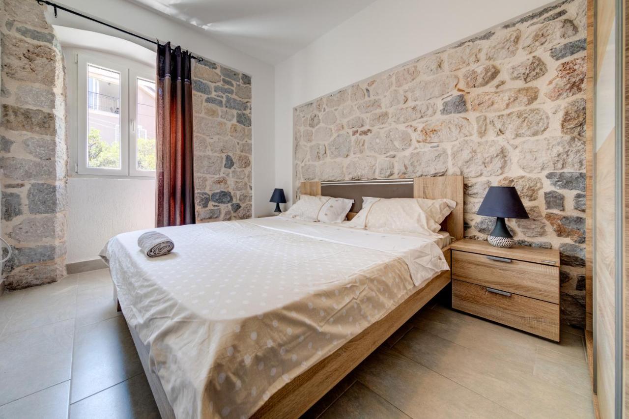 Happy Home Apartments Kotor Ngoại thất bức ảnh