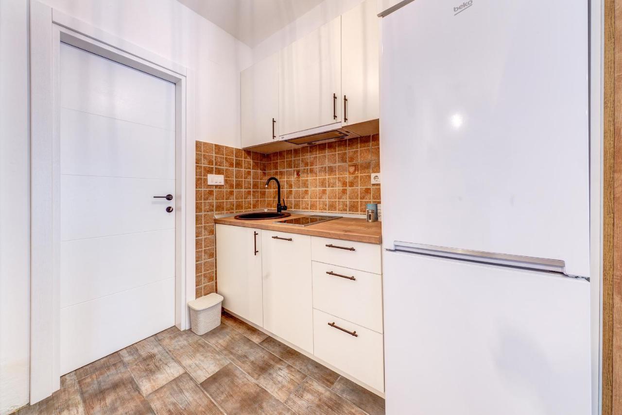 Happy Home Apartments Kotor Ngoại thất bức ảnh